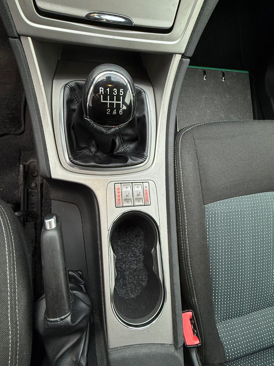 Fahrzeugabbildung Ford Mondeo Turnier 2,0 D  Trend, Navi, Alu, Klima