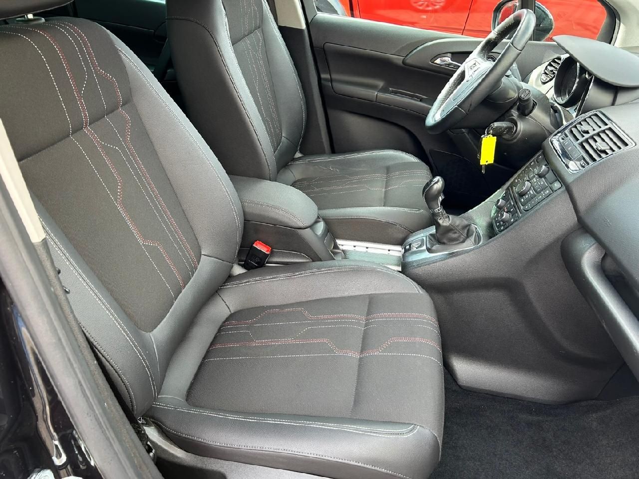 Fahrzeugabbildung Opel Meriva 1,4 150 Jahre Opel