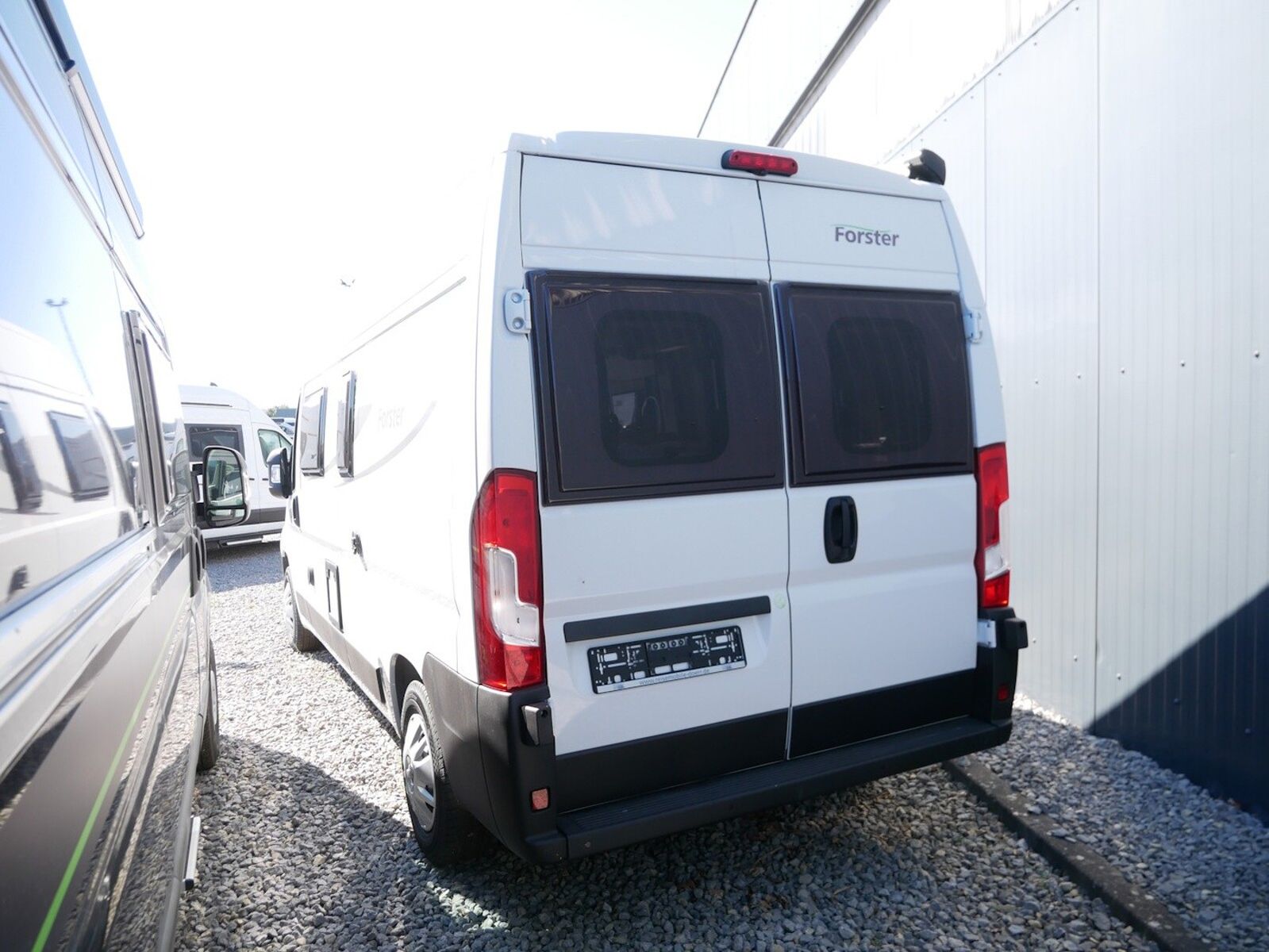 Fahrzeugabbildung Forster Livin Up FV599EBL Inklusive Lithium Batterie