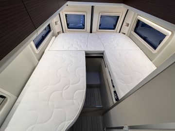 Westfalia Columbus 640 E 140 PS 8G  SOLAR LITHIUM SKYVIEW