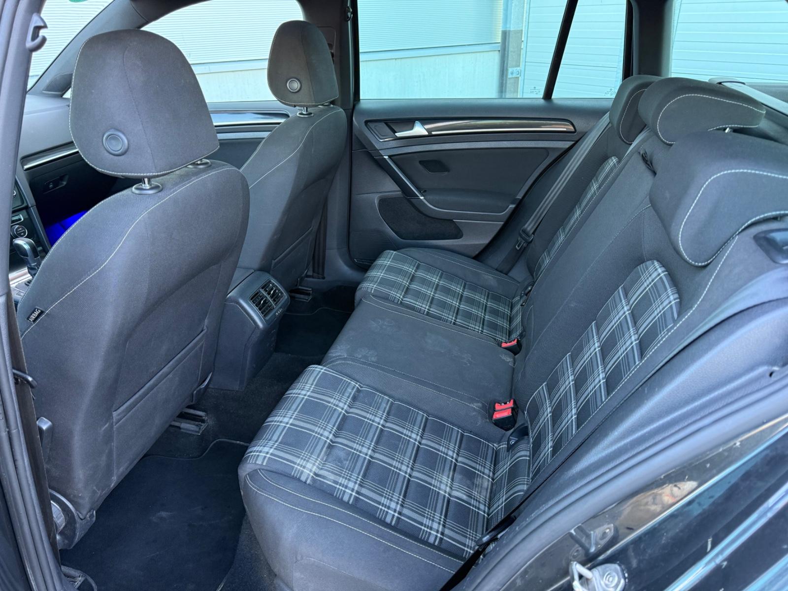 Volkswagen Golf 2015 — photo 13