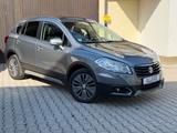 Suzuki SX4 S-Cross 1.6 DDIS*4x4*AHK*TÜV Neu*Pano*LED* - gebrauchte Suzuki SX4 aus dem Jahr 2014