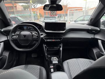 Peugeot 2008 - 9