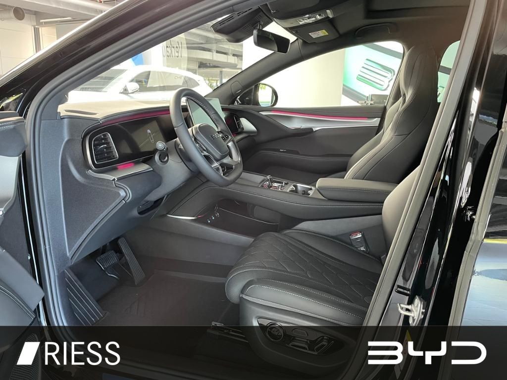 BYD SEALION 7