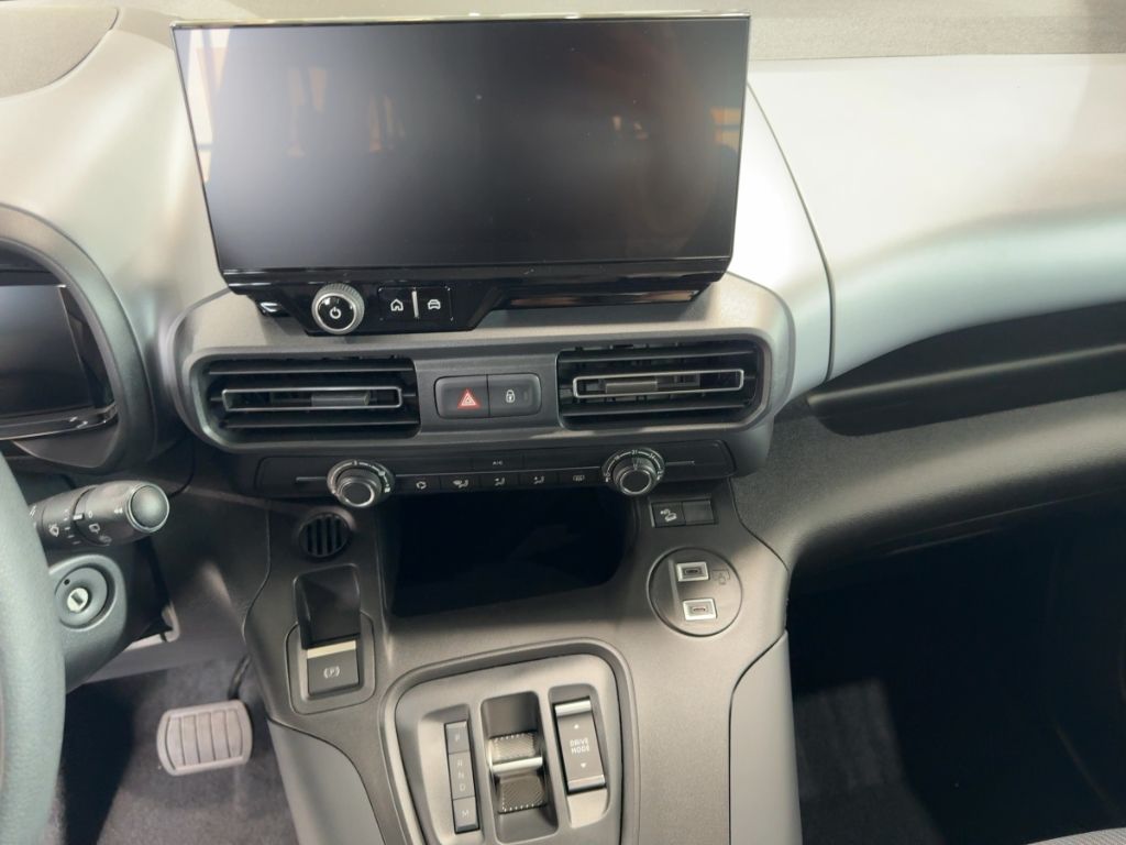 Fahrzeugabbildung Fiat Qubo L 7-Sitzer ICON 1.5 Diesel,LMF,Rückfahrkam,