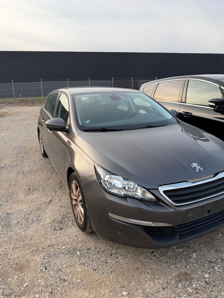 Peugeot 308 SW Active BlueHDi 120 STOP & START