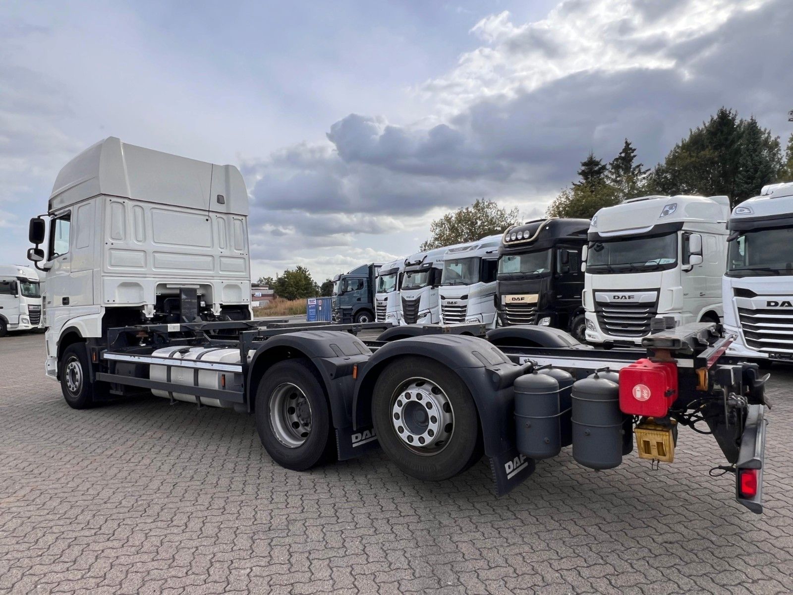Fahrzeugabbildung DAF XF 480 FAN SSC, Lift-Lenk, Intarder