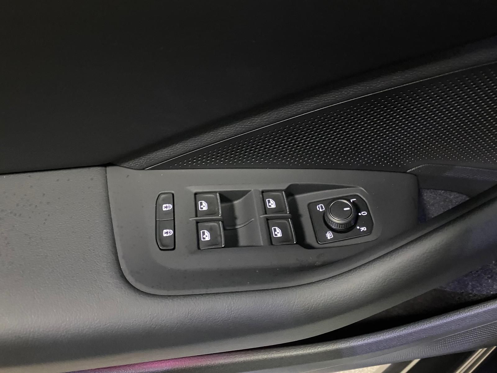 Fahrzeugabbildung Volkswagen PASSAT 2.0 TDI 110 kW Elegance+MATRIX+AHK+360RFK
