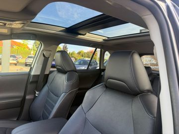 Toyota RAV 4 - 12