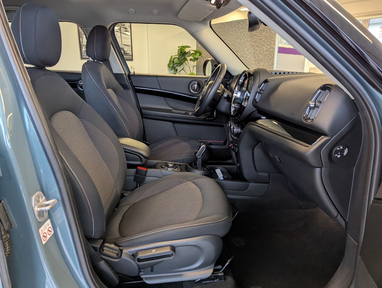 MINI Countryman 1.5 Cooper Aut. Driving-Assist LED - Image 14