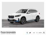 BMW iX1 xDrive30 xLine Aut Nav HuD LED Pano Drive+Pa - BMW iX1 mit Elektro-Antrieb