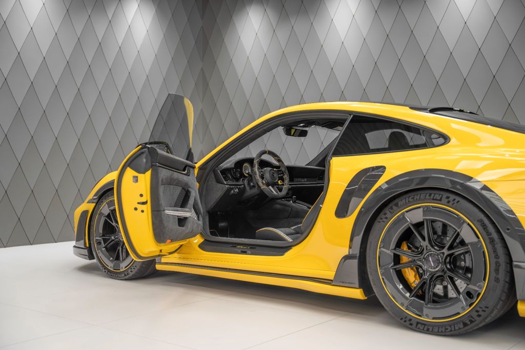 992 Turbo S Coupé TECHART GTstreet R YELLOW - Bild 15