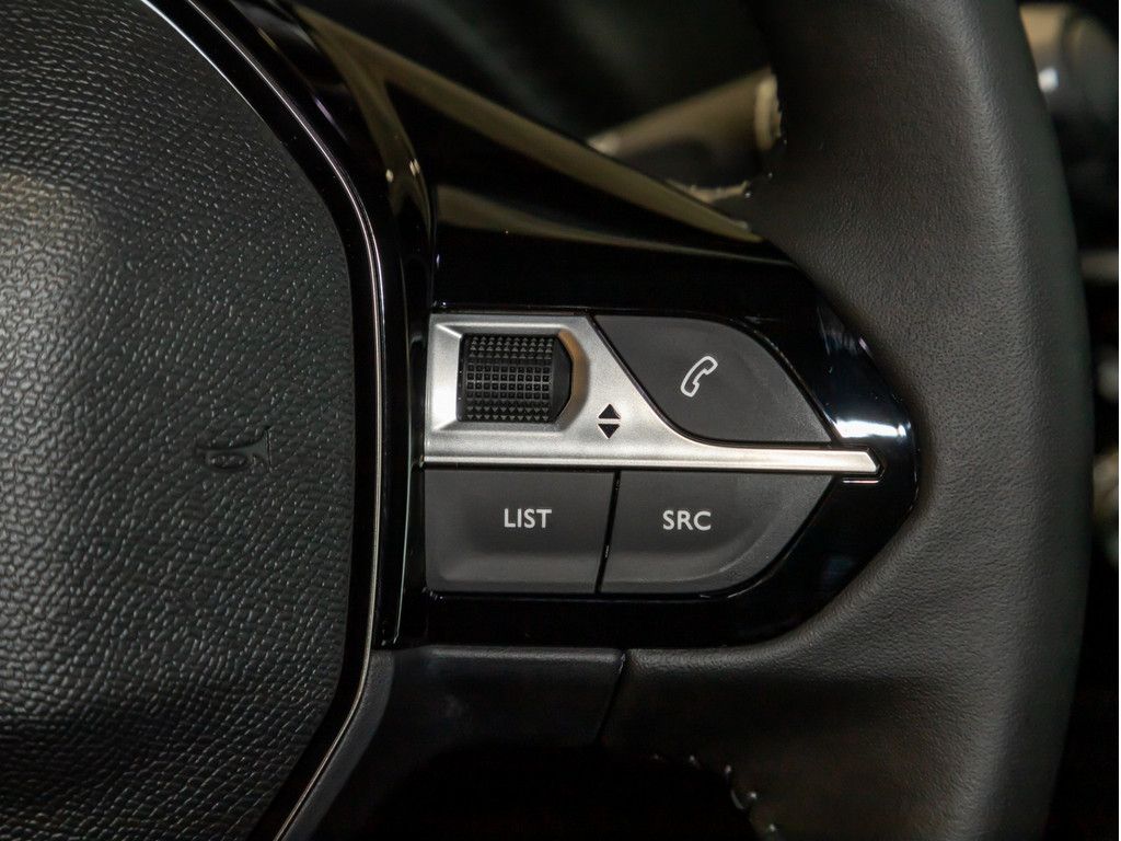 Peugeot 2008 - Bild 13