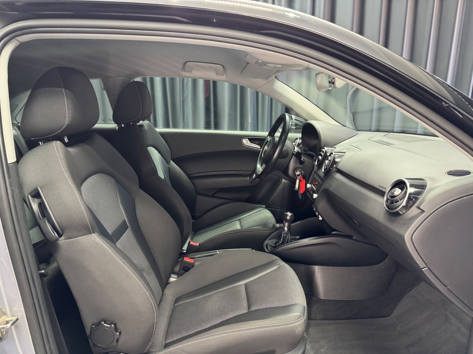 Fahrzeugabbildung Audi A1 1.4 TFSI Sport|BI-XENON|150 PS|SPORTSITZE|
