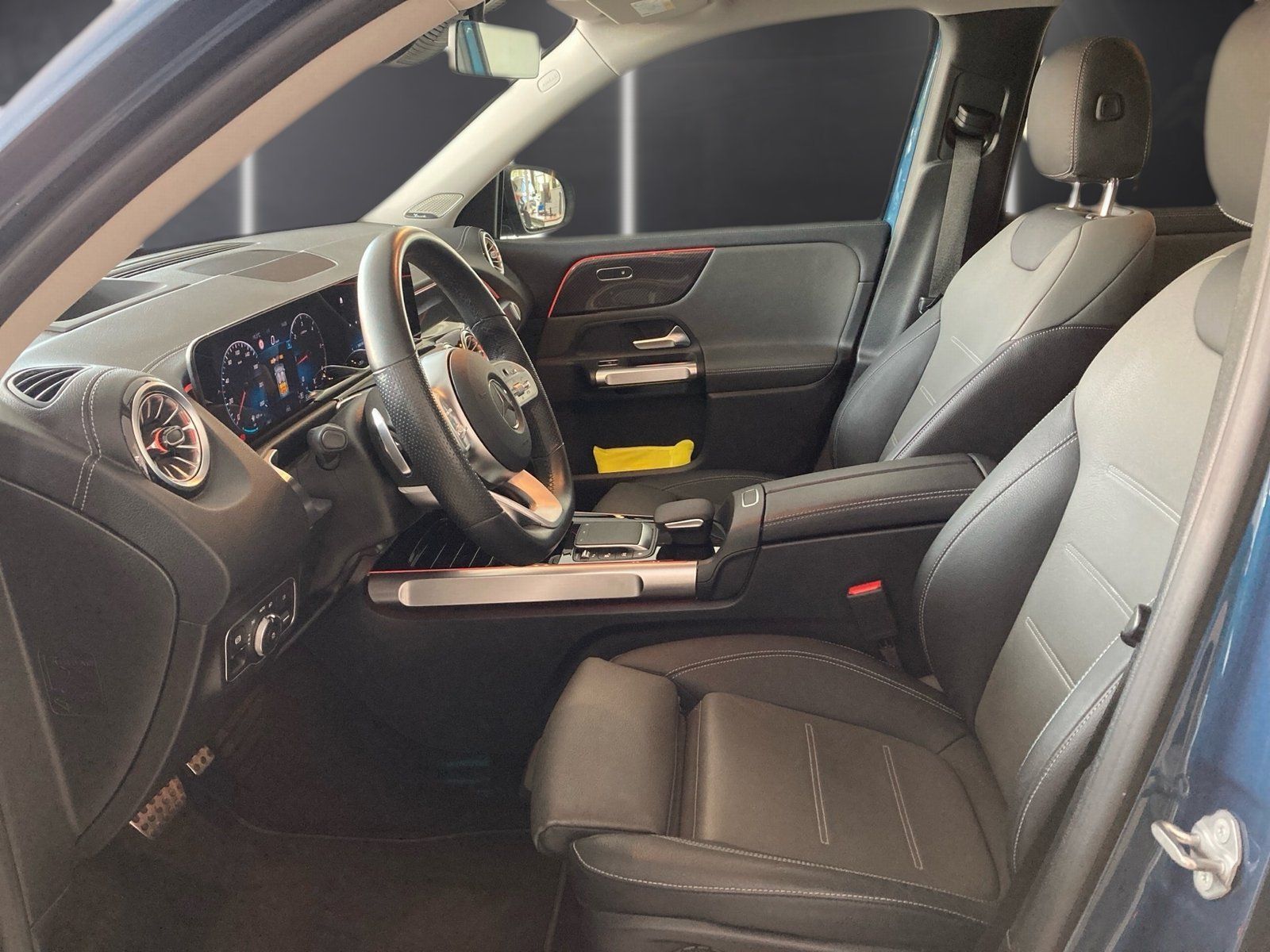 Fahrzeugabbildung Mercedes-Benz GLB 220 d 4M AMG*STDHZG*AHK*Distro*Burm*HUD*360*