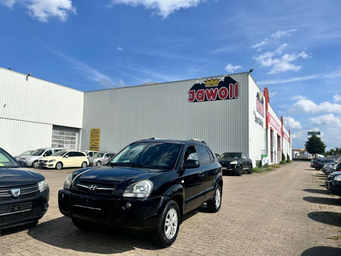 Hyundai Tucson 2.0 GLS TÜV 9.28 SITZH- AHK KLIMAANLAGE