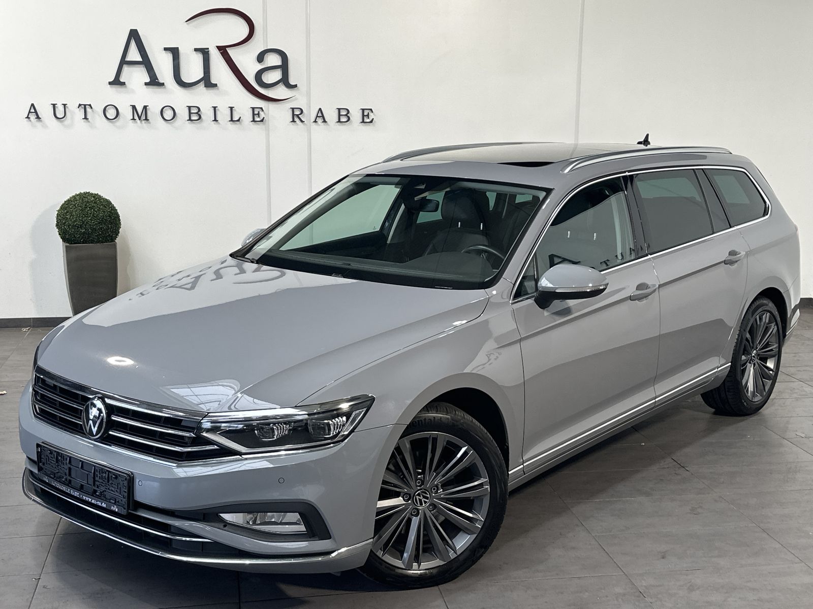 Fahrzeugabbildung Volkswagen Passat Variant 2.0 TDI DSG Elegance LED+PANO+ACC