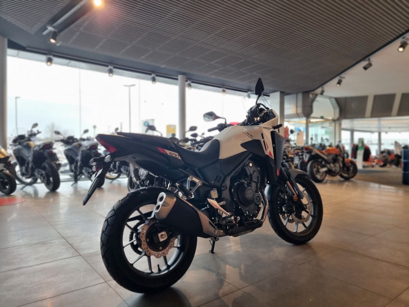 Fahrzeugabbildung Honda NX 500 Modell 2024