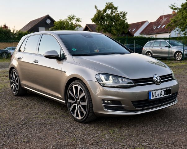 VW  Golf 7 Highline ACC Kamera TÜV 06/28