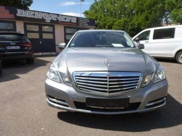 Mercedes E 200 - 7