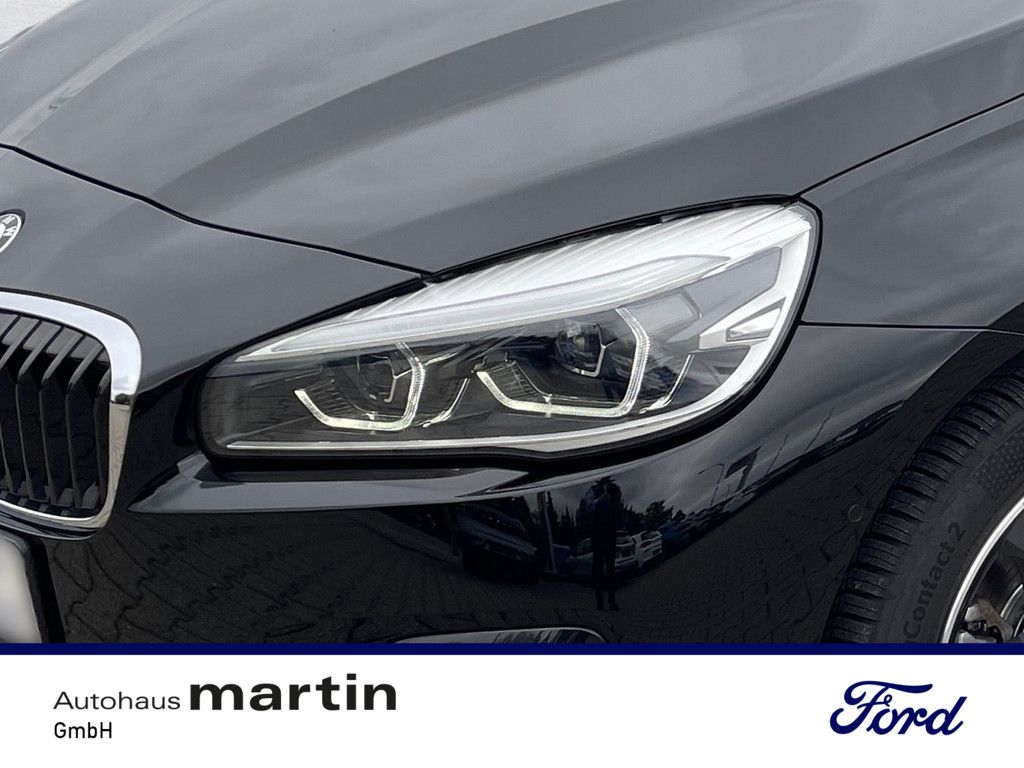 Fahrzeugabbildung BMW 218 i Sport Line PDC SHZ KAMERA NAVI FACEL. LED