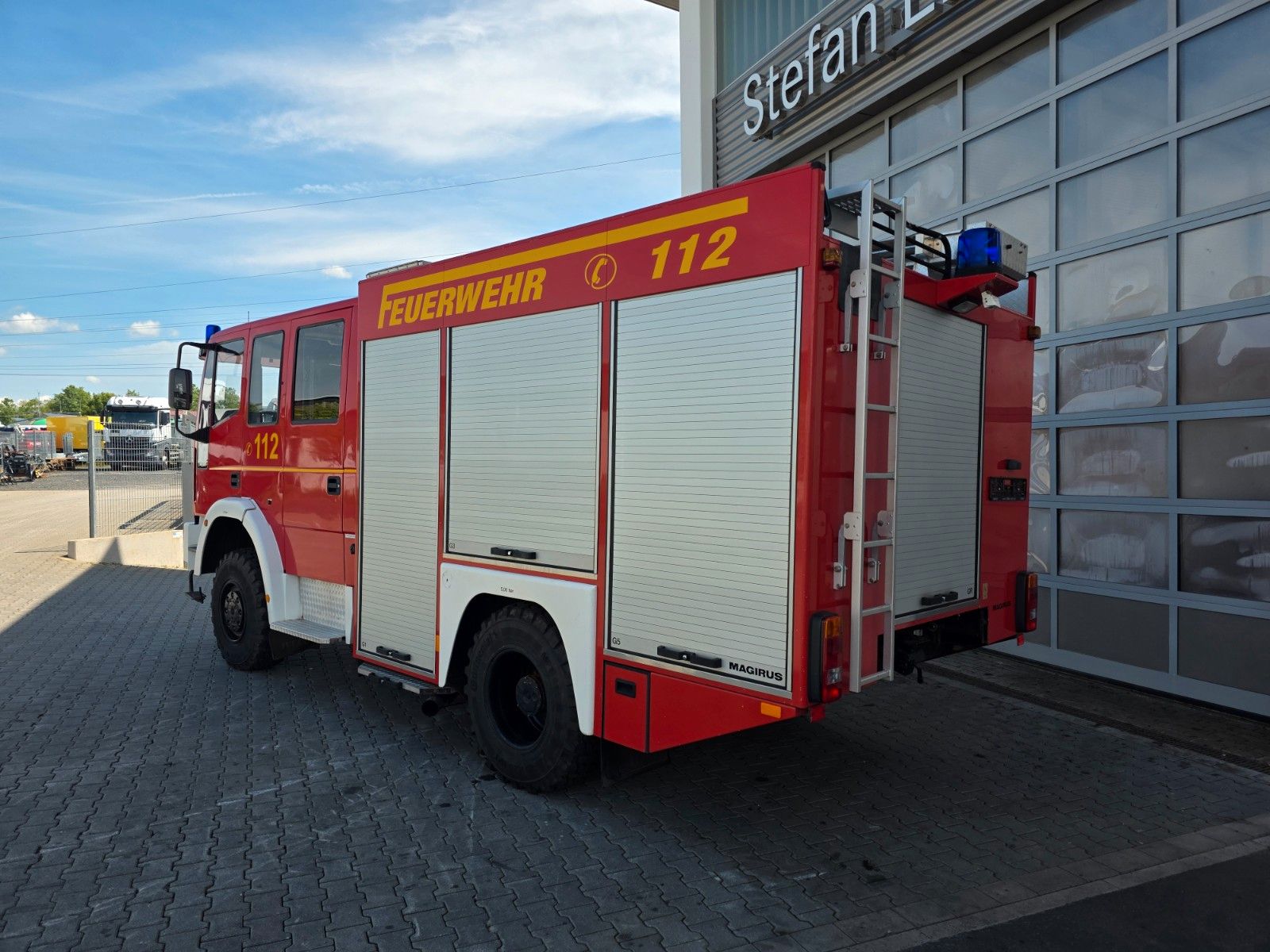 Fahrzeugabbildung Iveco EuroFire FF95E18W 4x4 LF8/6 Löschfahrzeug