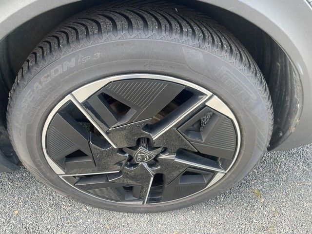 Fahrzeugabbildung Peugeot 408 GT PlugInHybrid 225 AT+Navigationssystem+Sou