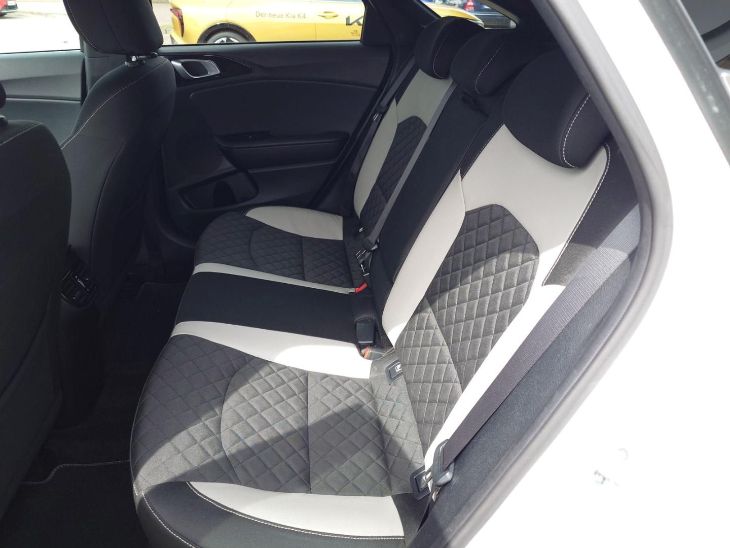 Kia ProCeed 1.6 CRDI DCT GT-Line Navi-Paket
