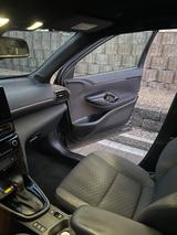 Toyota Yaris Cross 1,5-l-VVT-iE Hybrid - Team Deutschl. - gebrauchte Toyota Yaris Cross aus dem Jahr 2024