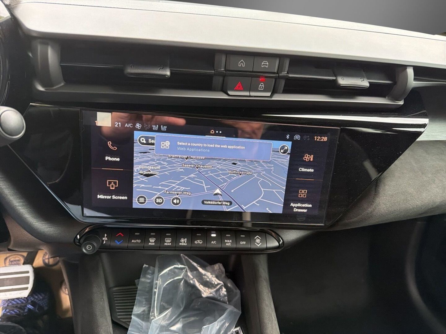 Fahrzeugabbildung Alfa Romeo Junior Ibrida Sport Speciale 1,2 VGT 107kW MY26