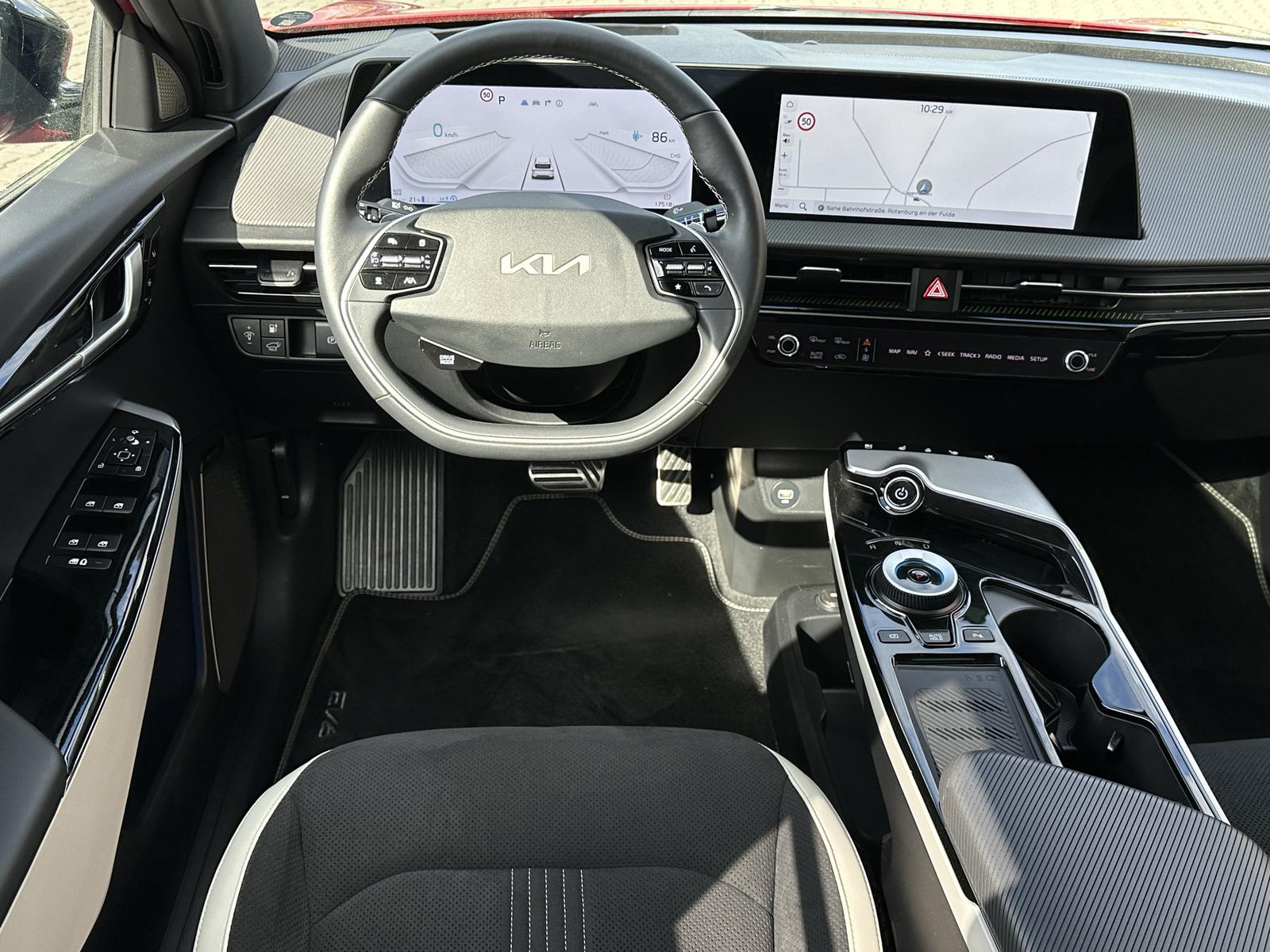 Kia EV6 GT-Line 77,4 kWh 228 ch • 17 300 km • Batterie 98,7 % • Head-up • Toit pano • Meridian