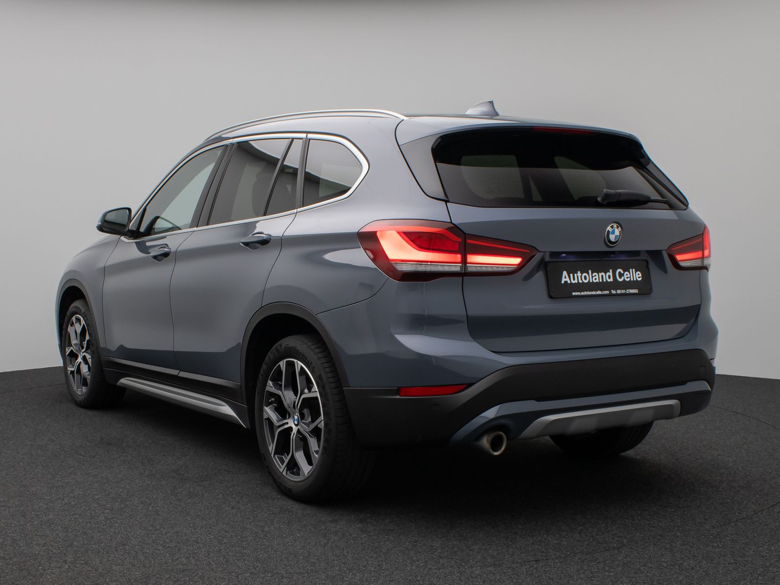Fahrzeugabbildung BMW X1 sD18i xLine Kamera DAB HiFi DrivAssist Sport