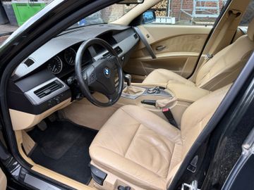 BMW 520 - 8