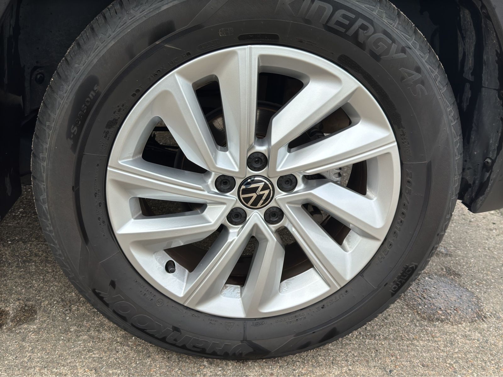 Fahrzeugabbildung Volkswagen T-Cross Life LED ACC SHZ DAB+ 5J-GARANTIE