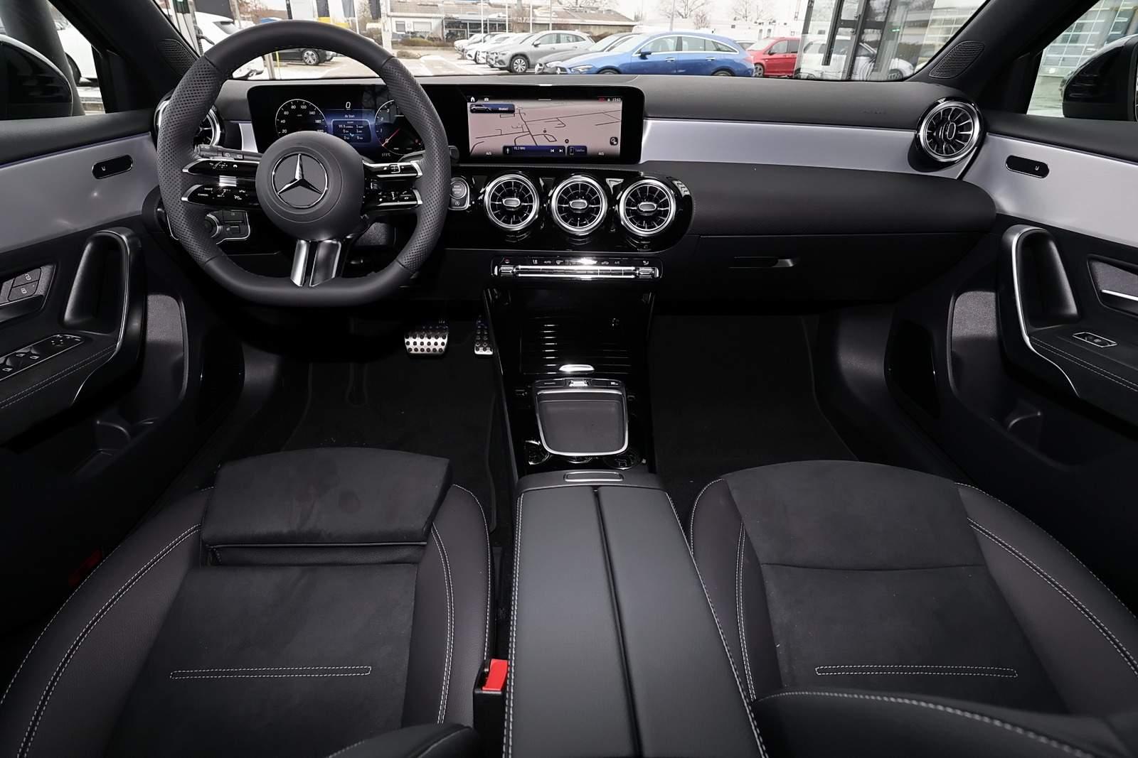 Mercedes-Benz A-Class AMG MBUX+360°+LED+Night+Totwink+19+DAB, миниатюра 5