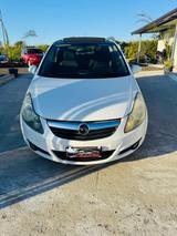 Opel Corsa 1.3 CDTI 90CV 3 porte Enjoy - Opel Corsa Enjoy mit Diesel-Antrieb
