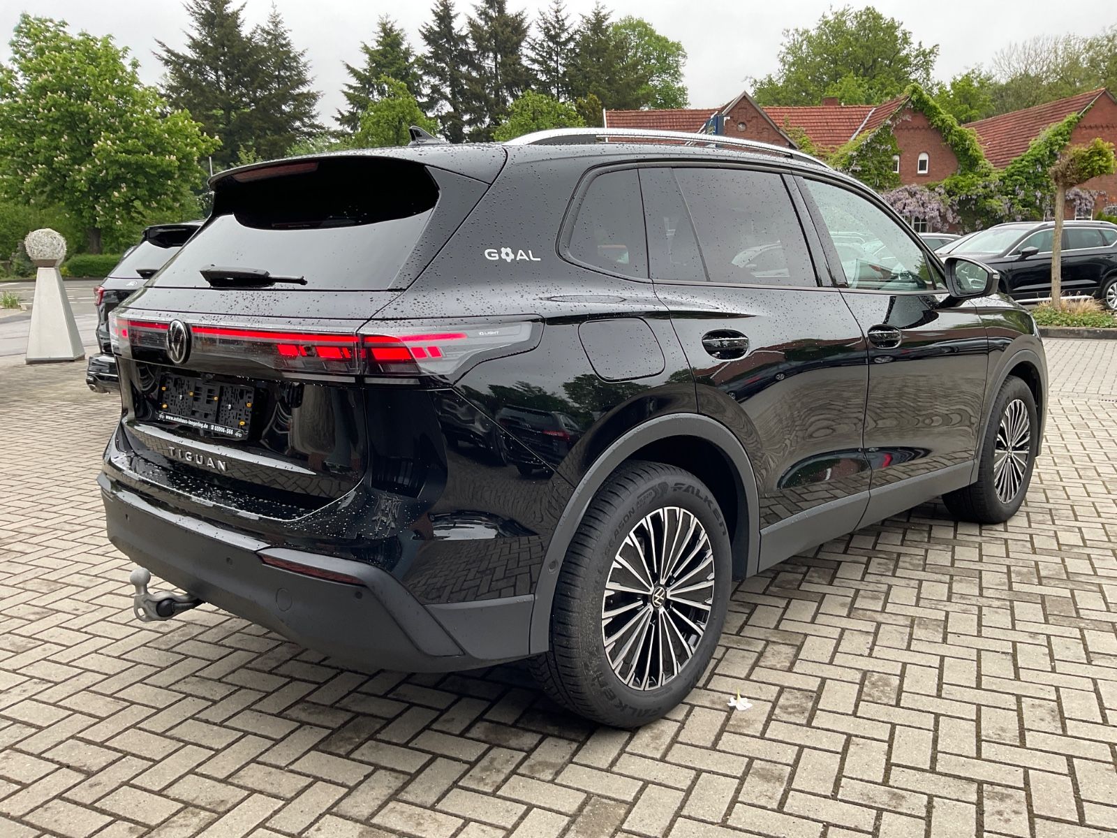 Fahrzeugabbildung Volkswagen Tiguan 2.0 TDI SCR DSG GOAL,AHK,IQLight,Navi,ACC