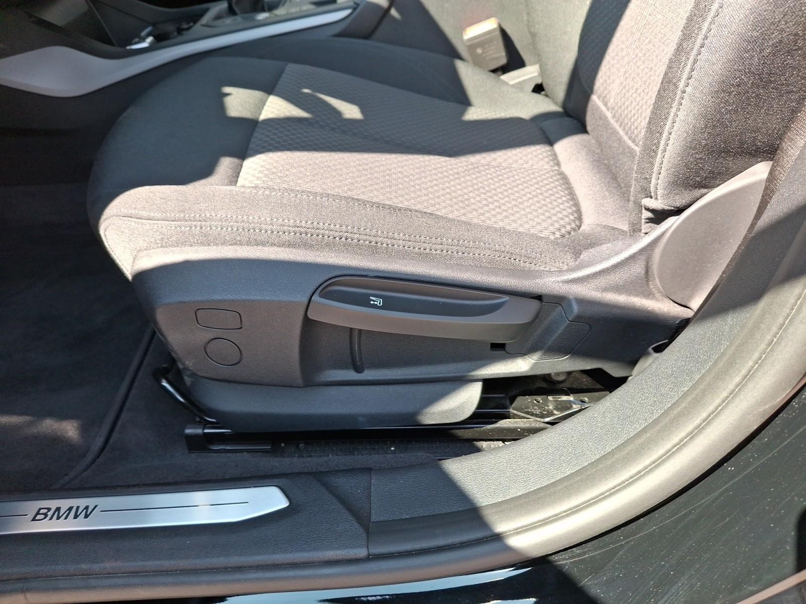BMW 118i Advantage Navi PDC Sitzheizung Lederlenkrad