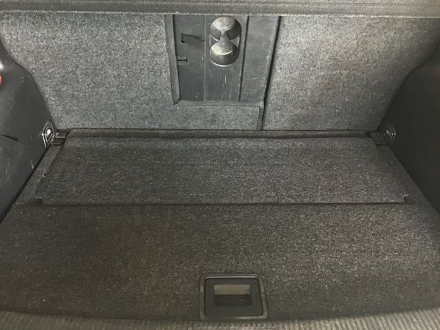 Fahrzeugabbildung Volkswagen Golf Plus VI CrossGolf 1.4 TSI AHK/Tempo/CD/SHZ