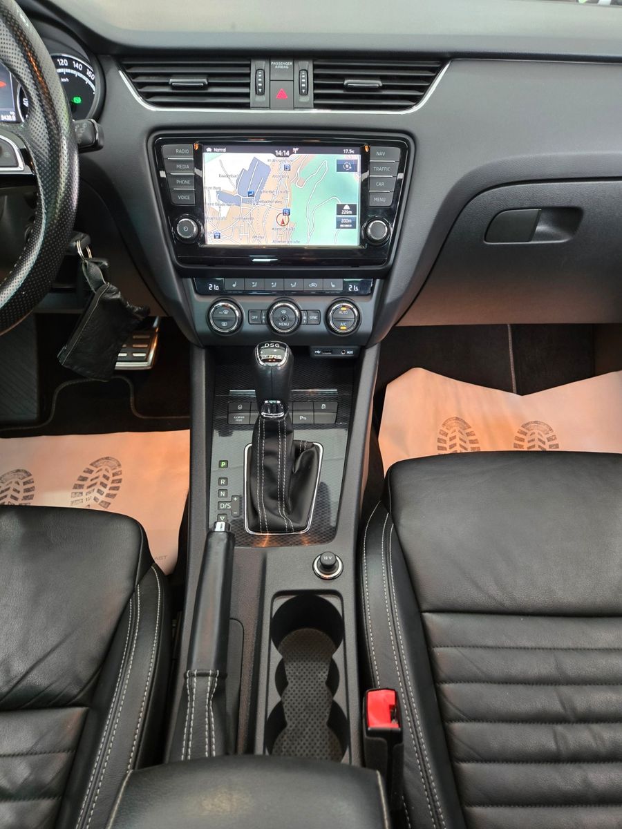 Fahrzeugabbildung SKODA Octavia Combi RS