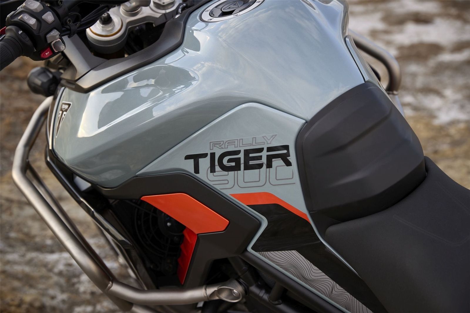 Fahrzeugabbildung Triumph Tiger 900 Desert Edition