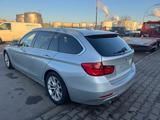 BMW 320 i xDrive Luxury Aut PANO LEDER XENON - BMW 3er Reihe Gebrauchtwagen in Berlin