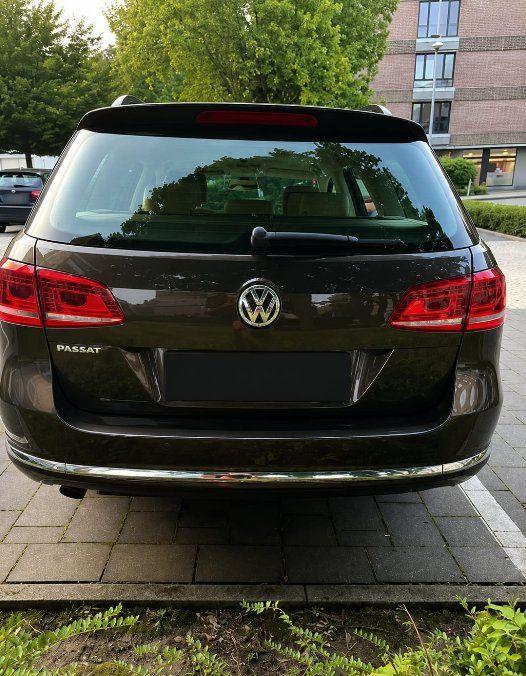 Volkswagen Passat 2013 — engine 105 HP (77kW)