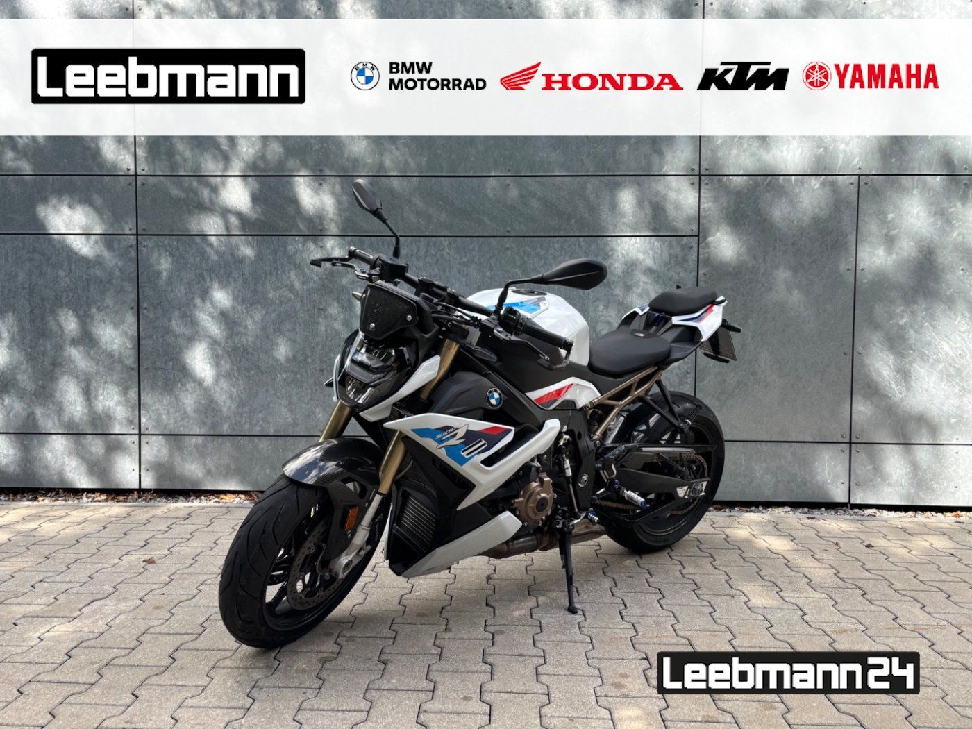 Fahrzeugabbildung BMW S 1000 R M-Paket 4 Pakete Carbon-, Frästeilepake