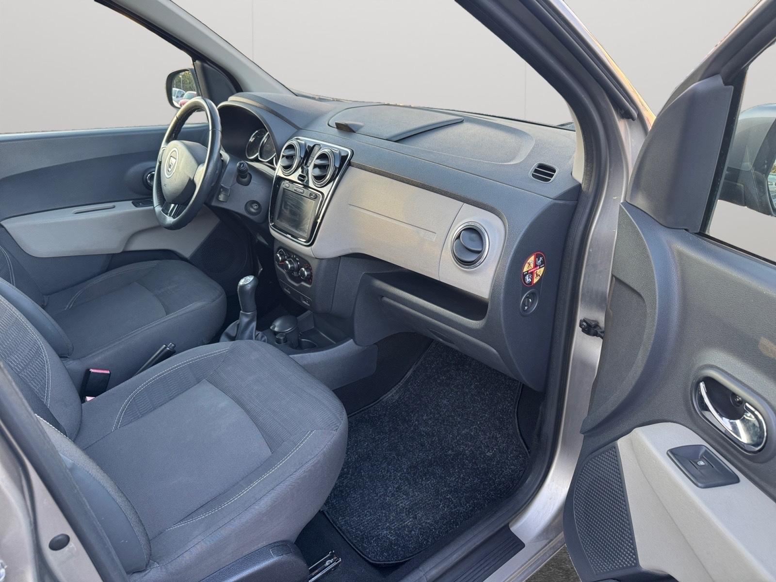 Dacia Lodgy 2013 — photo 9