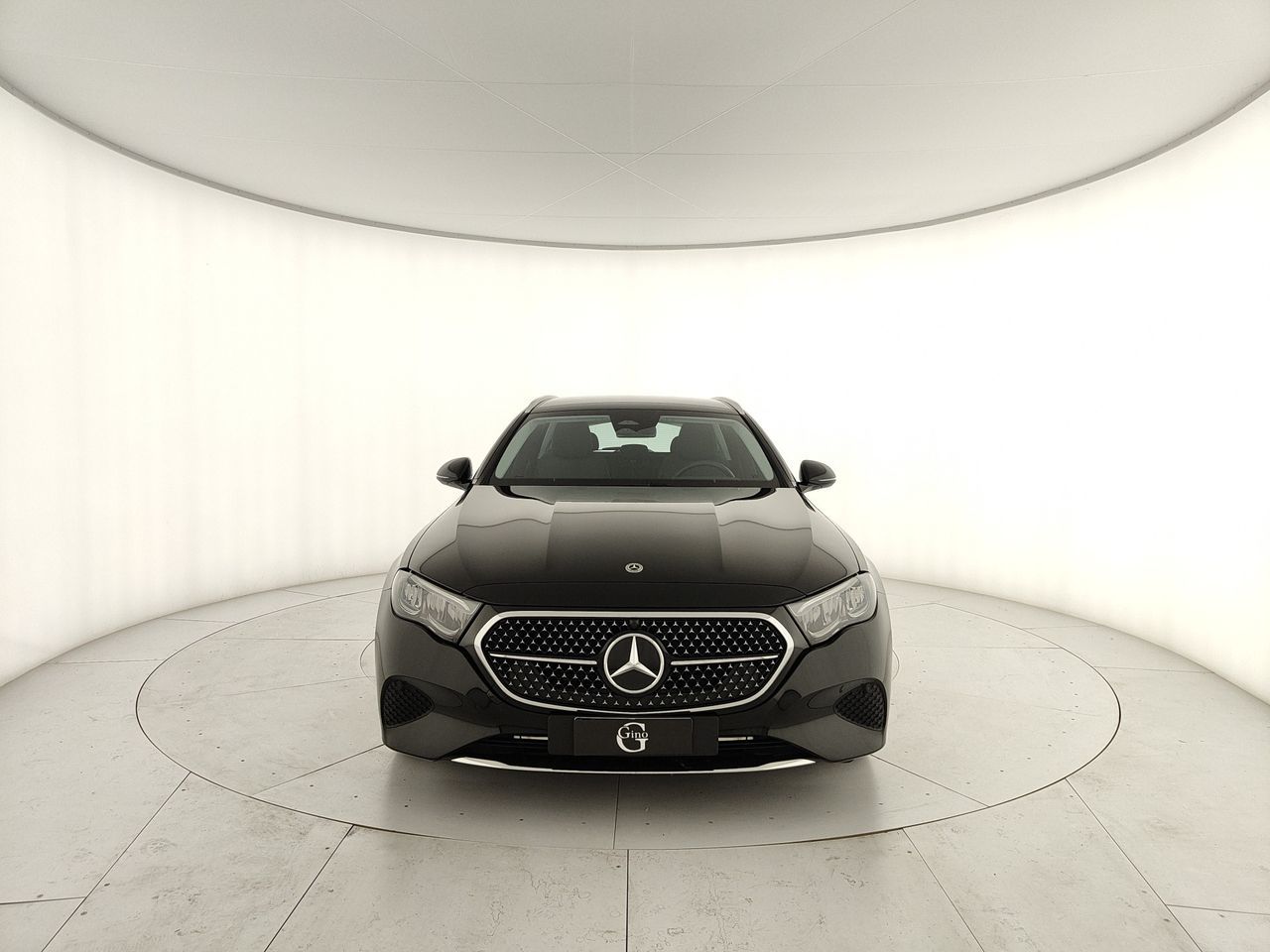 Mercedes-Benz E SW 200 d Advanced auto imagem 2