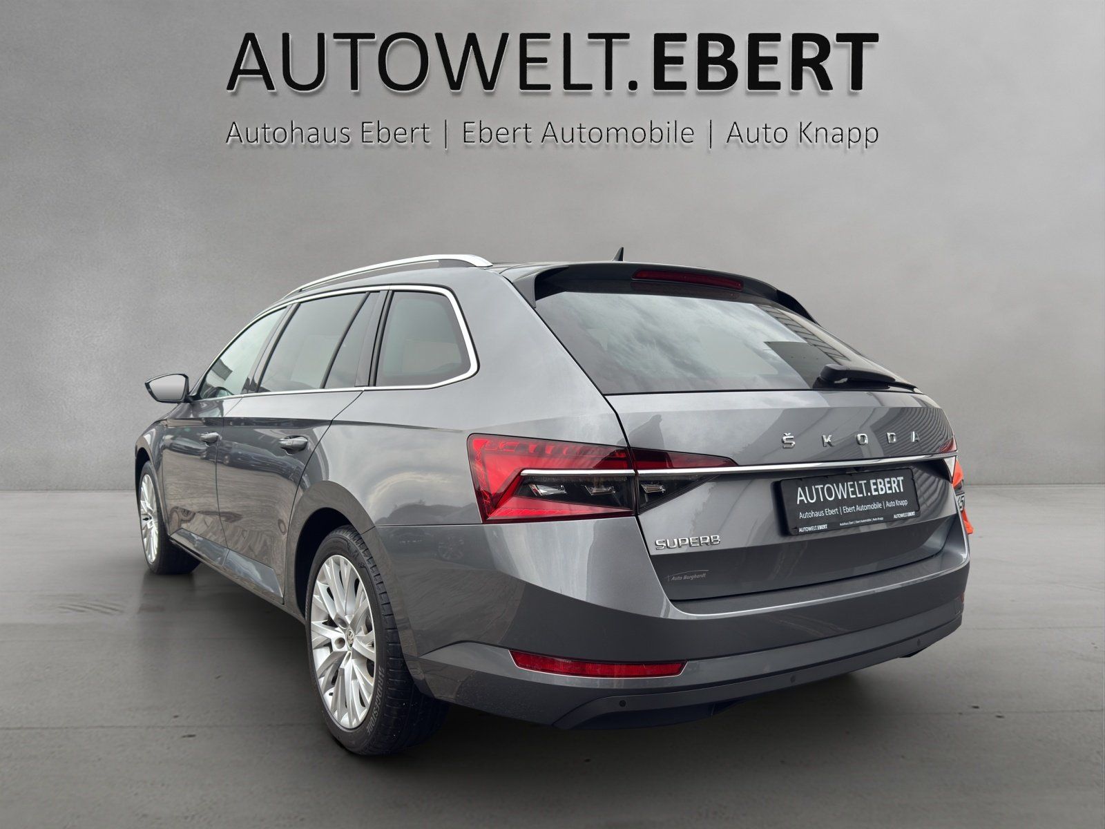 Fahrzeugabbildung SKODA Superb Combi 2.0 TSI DSG Style/AHK/KAMERA/ACC/