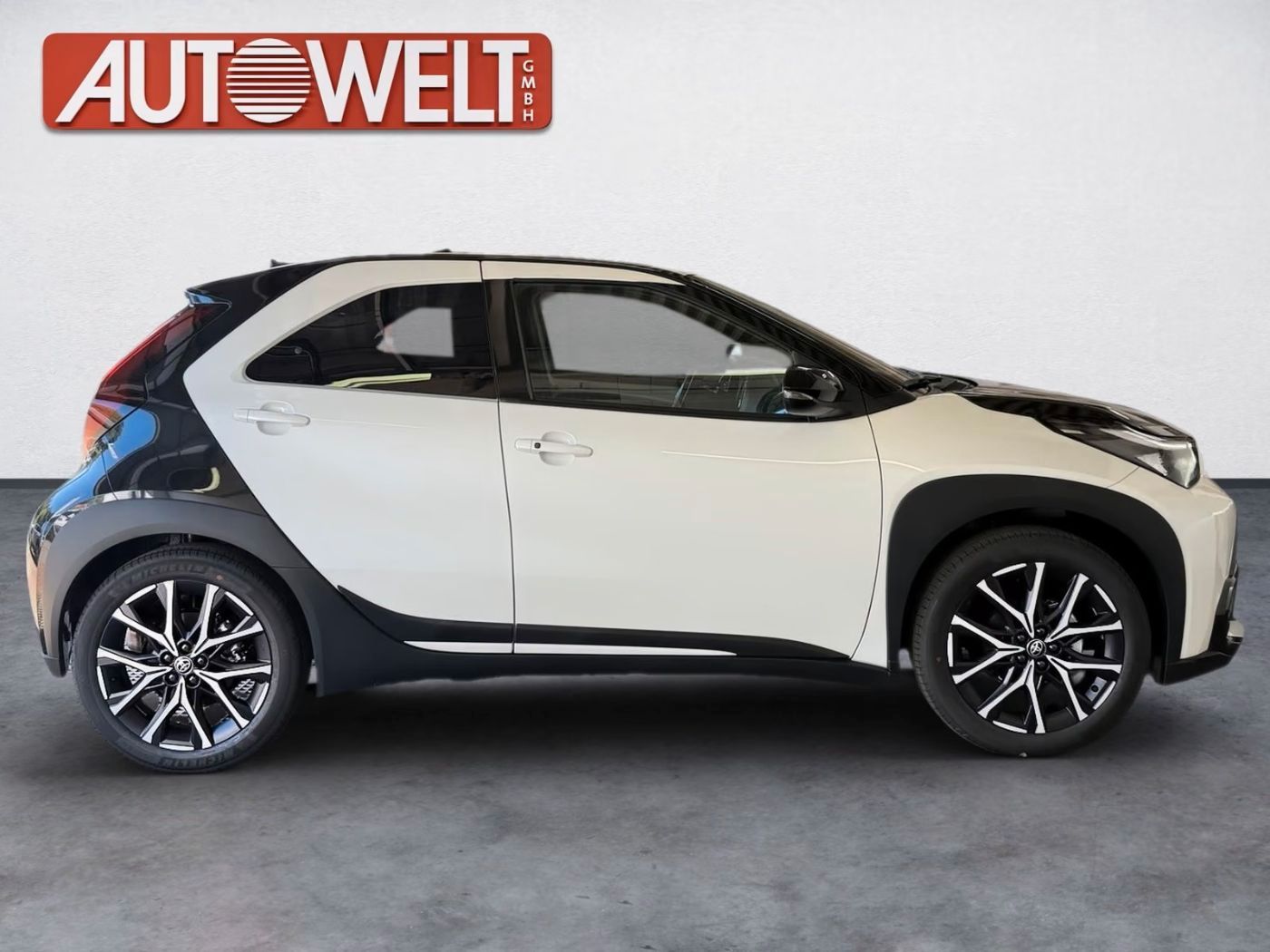 Fahrzeugabbildung Toyota Aygo X 1.5 GR SPORT KAMERA LED NAVI ACC
