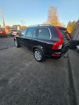 Volvo XC 90 XC90 D5 Momentum Geartronic - Volvo XC90 aus 2012