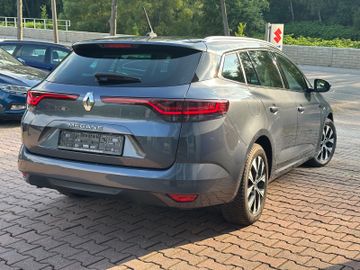 Bild 5 Renault Megane BLUE dCi 115 Intens Grandtour